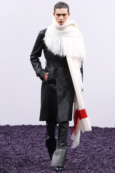 Look 20
